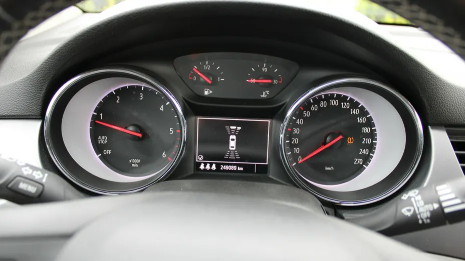 OPEL Astra -