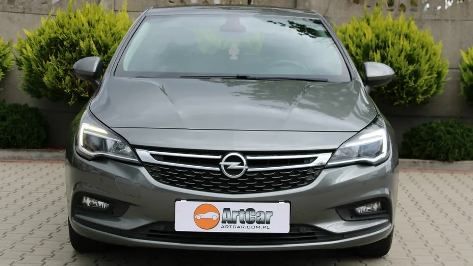 OPEL Astra -