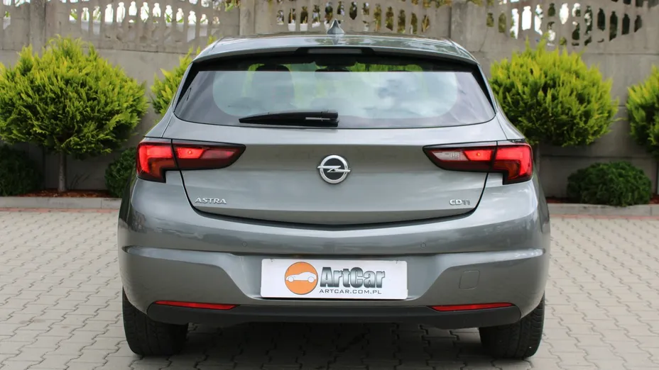 OPEL Astra -