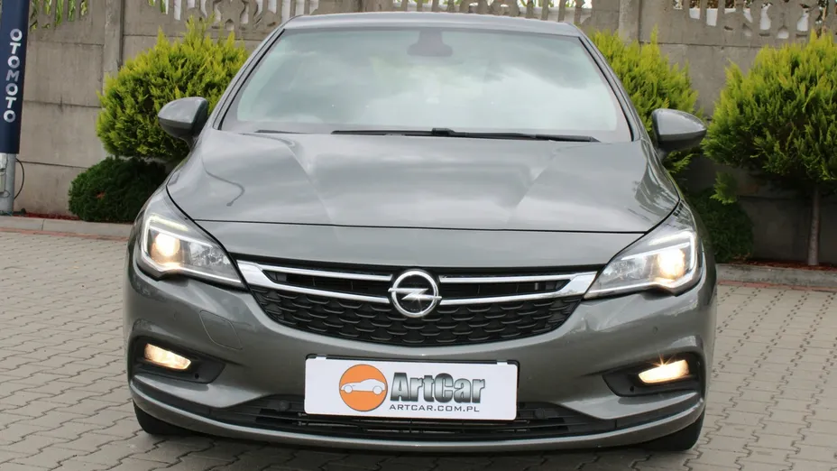 OPEL Astra -