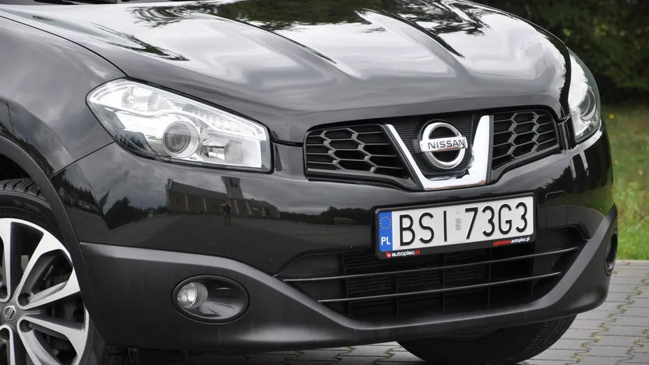 NISSAN Qashqai -