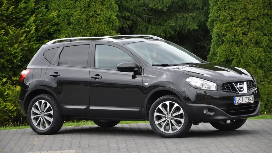 NISSAN Qashqai -