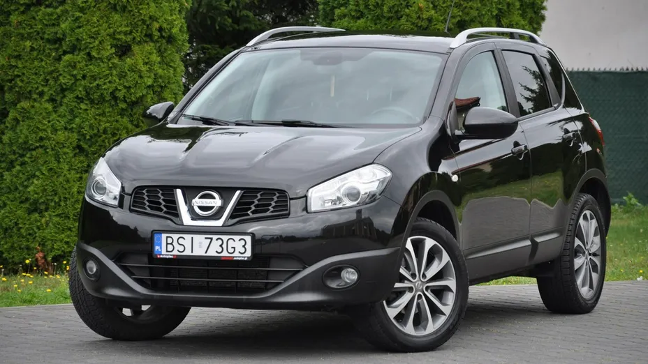 NISSAN Qashqai -
