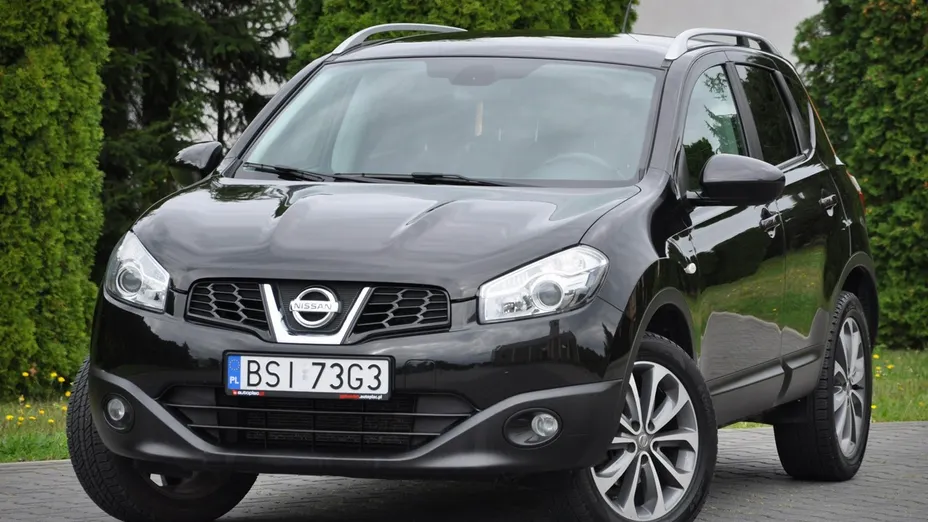 NISSAN Qashqai -