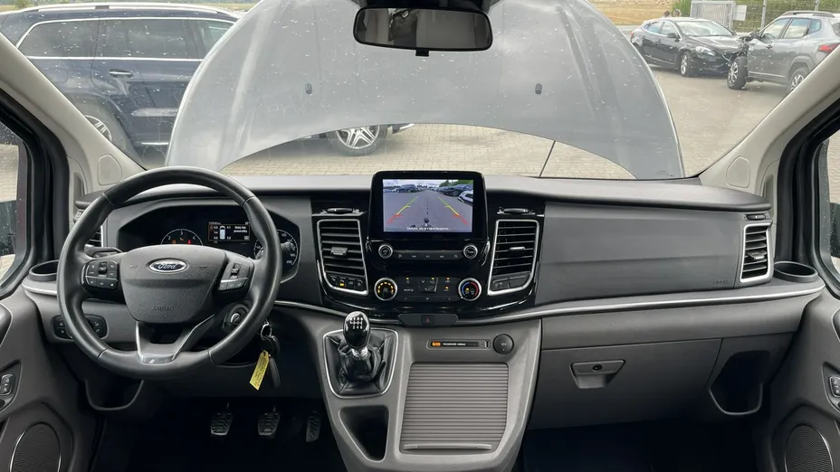 FORD Tourneo Custom -