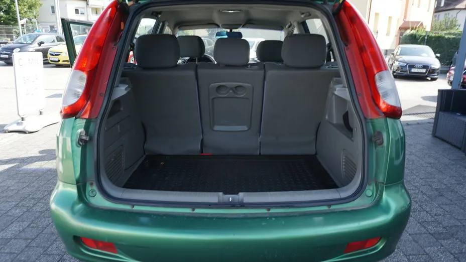 DAEWOO Rezzo -