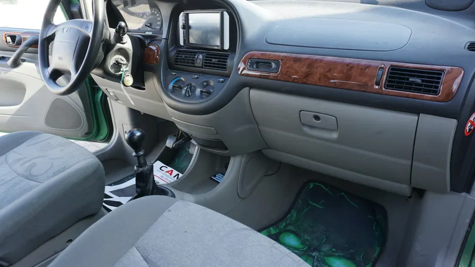 DAEWOO Rezzo -