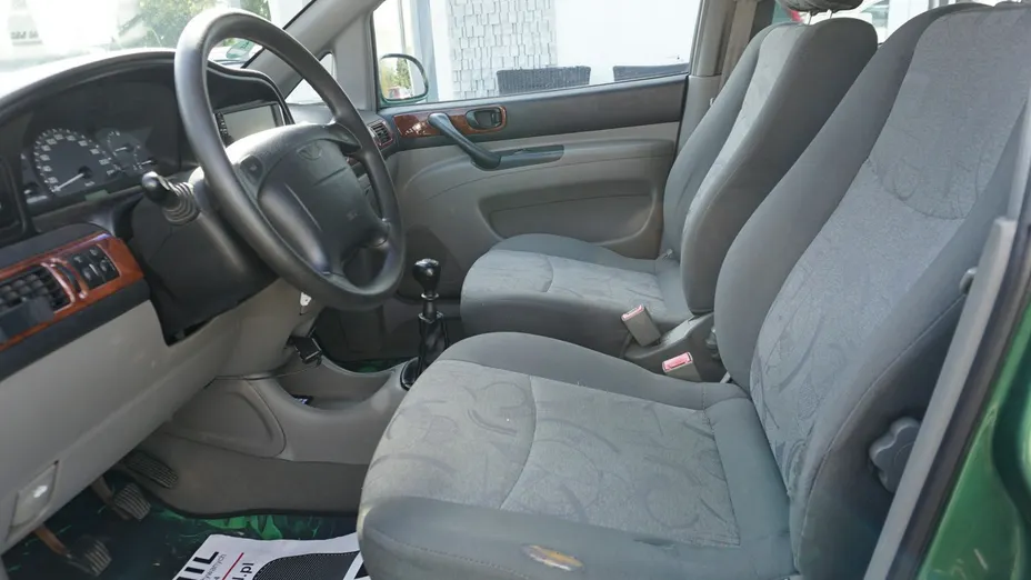 DAEWOO Rezzo -