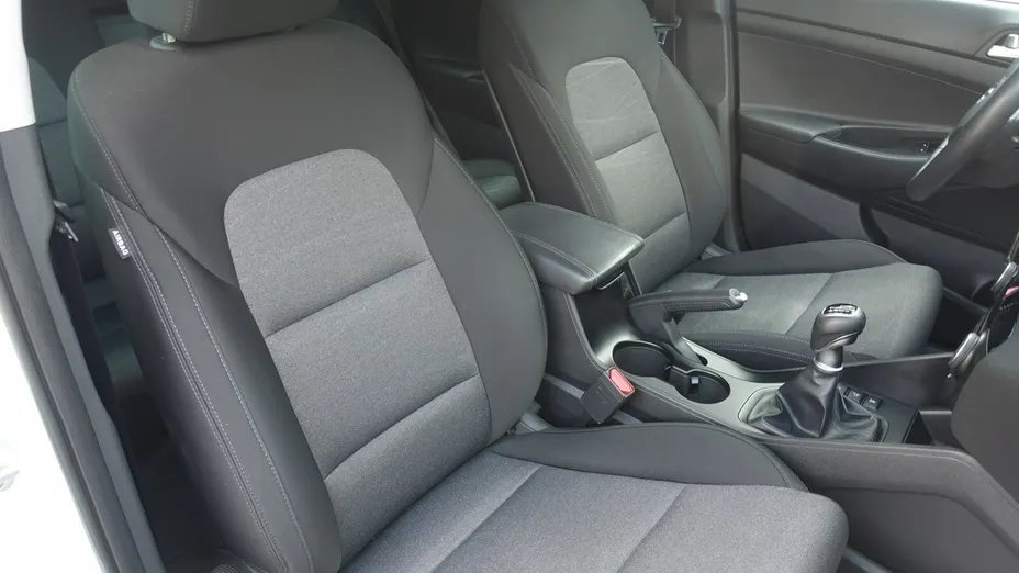 HYUNDAI Tucson -