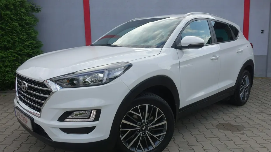 HYUNDAI Tucson -