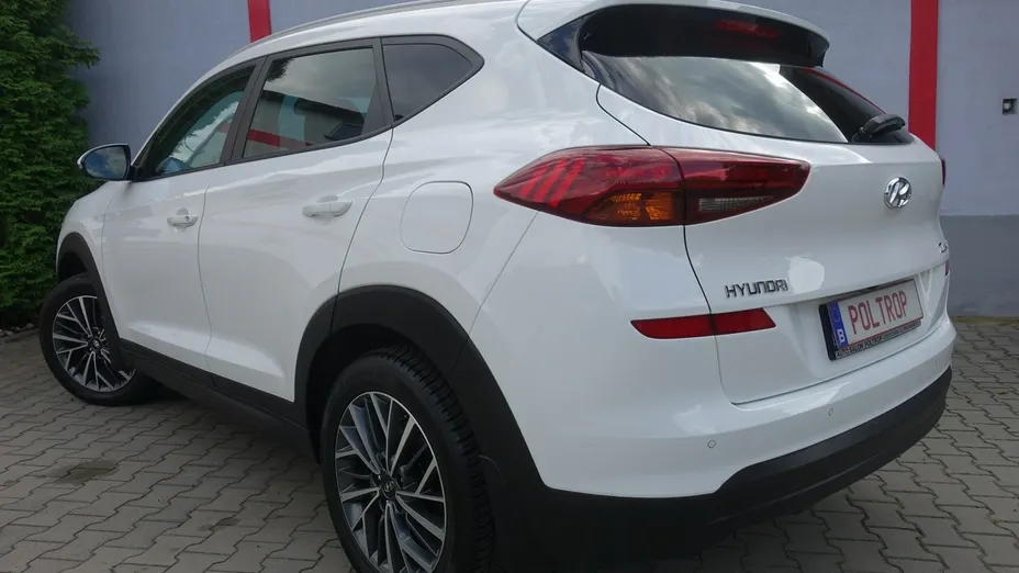 HYUNDAI Tucson -