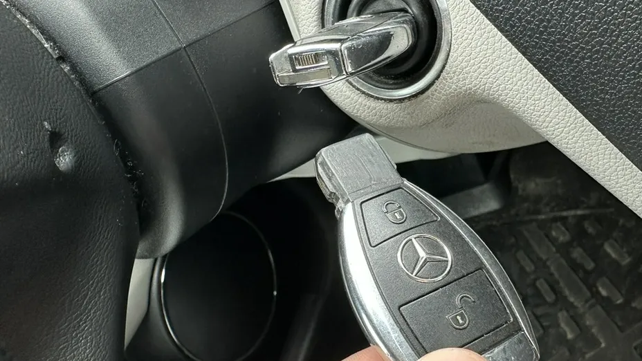 MERCEDES-BENZ C Klasa -