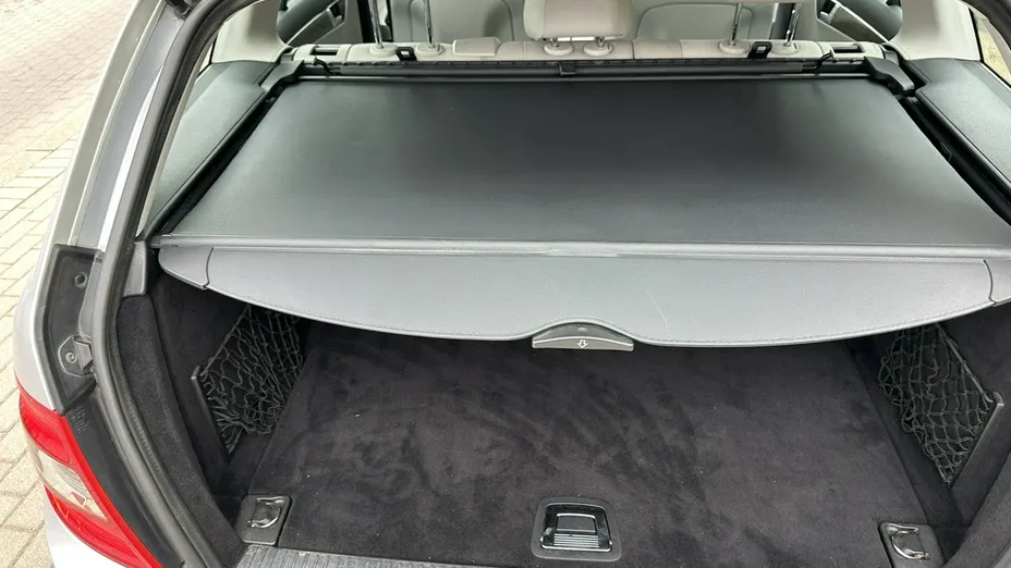 MERCEDES-BENZ C Klasa -