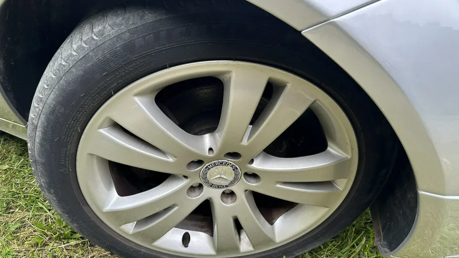 MERCEDES-BENZ C Klasa -