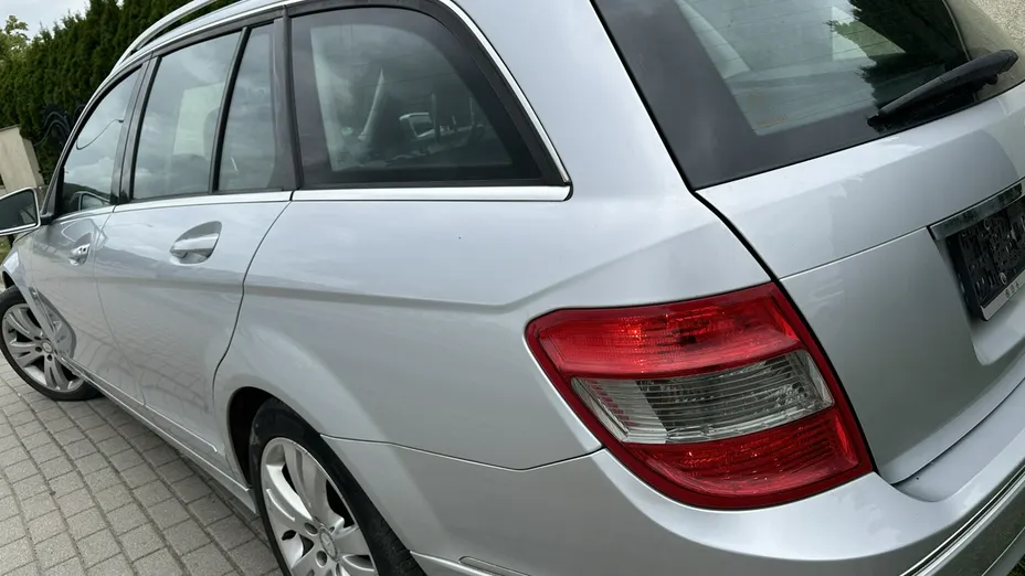 MERCEDES-BENZ C Klasa -