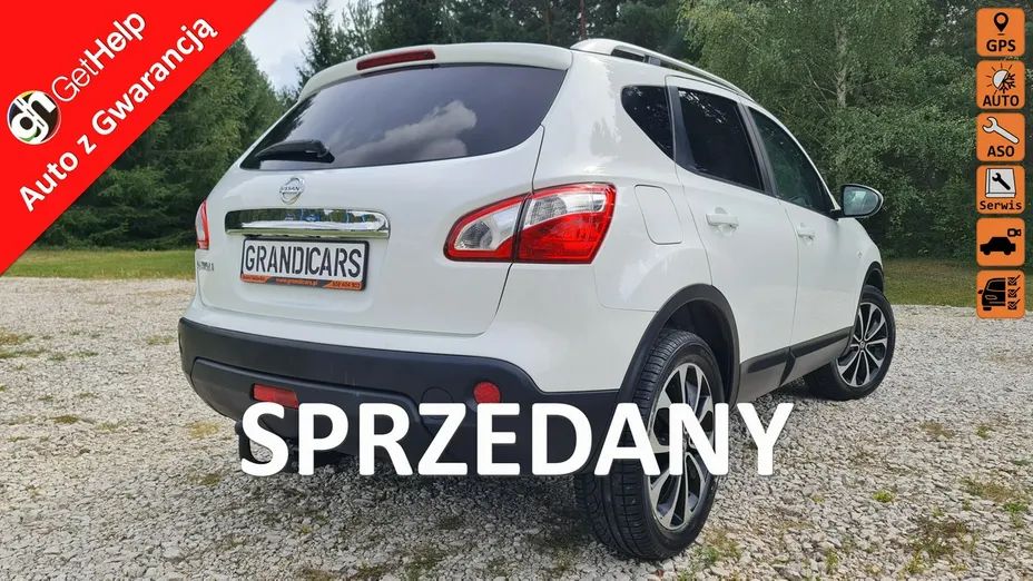 NISSAN Qashqai -
