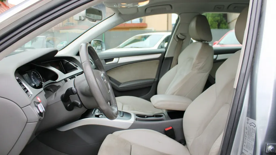 AUDI A4 Avant -