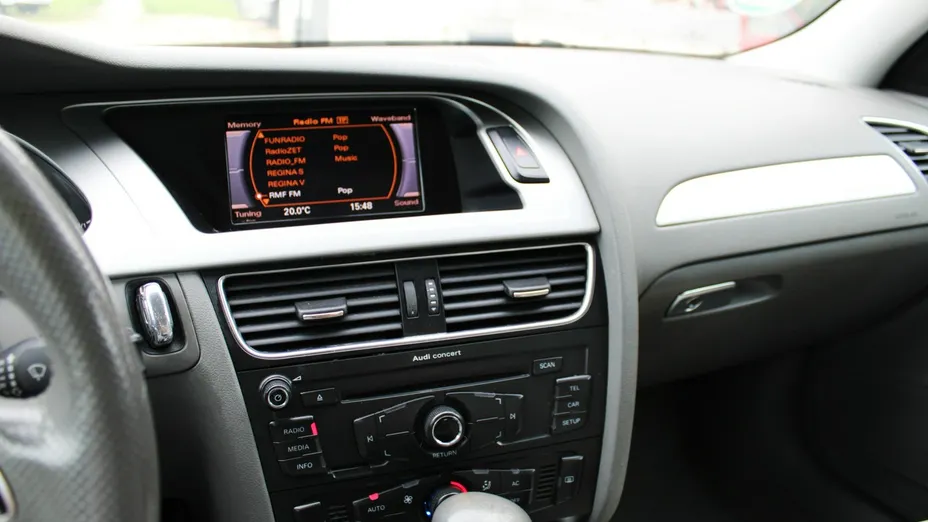 AUDI A4 Avant -