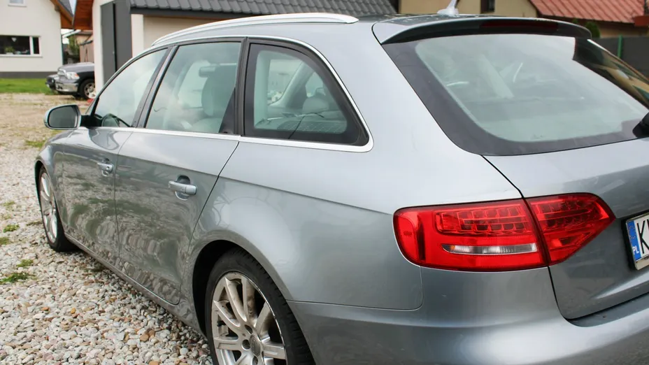 AUDI A4 Avant -