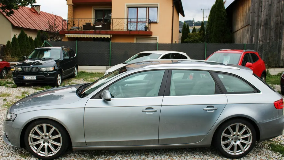 AUDI A4 Avant -