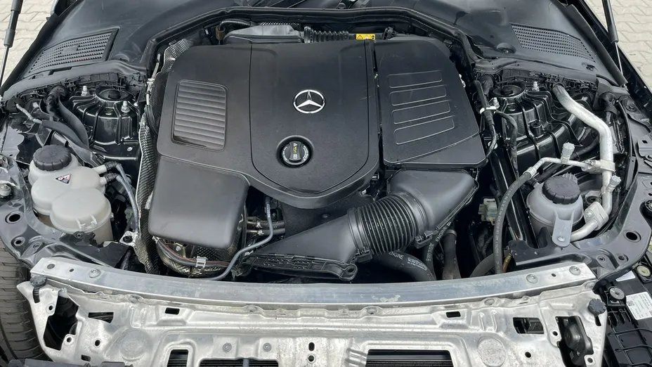MERCEDES-BENZ C Klasa -