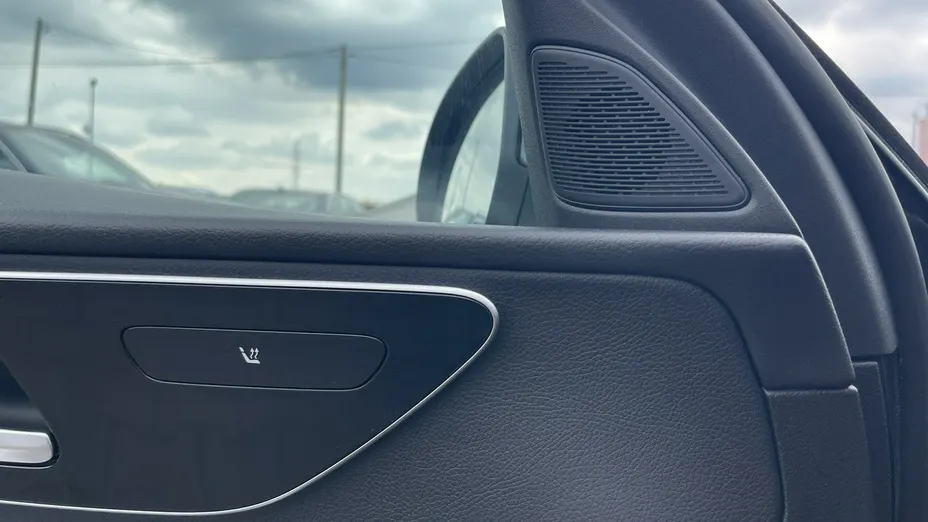 MERCEDES-BENZ C Klasa -