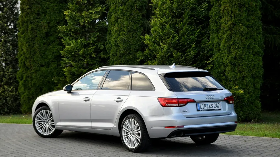 AUDI A4 Avant -