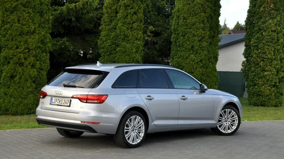 AUDI A4 Avant -