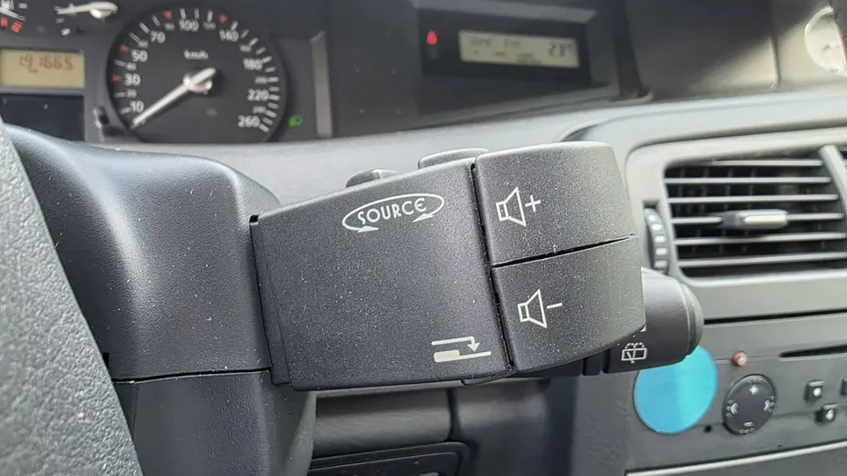 RENAULT Vel Satis -