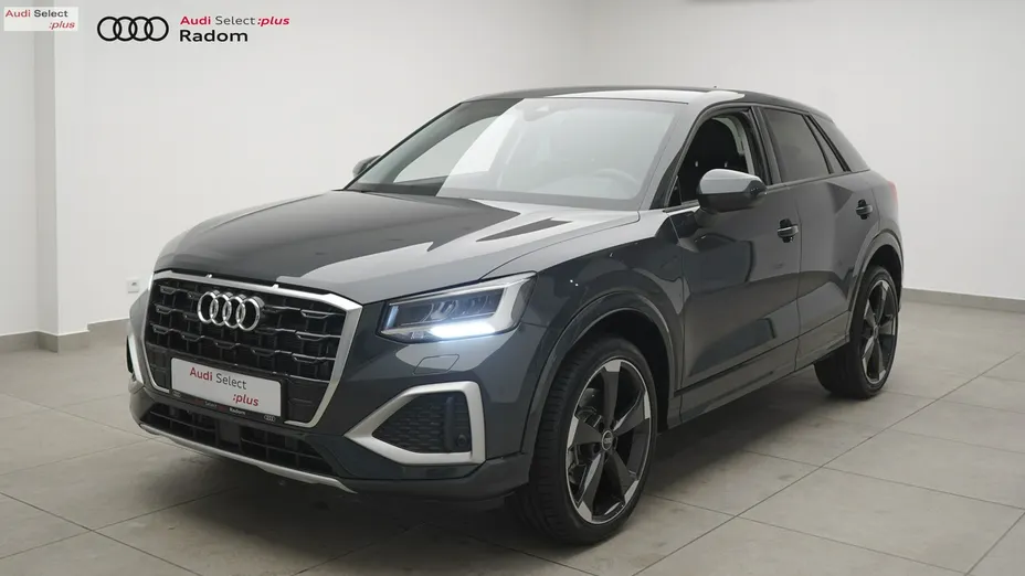 AUDI Q2 -