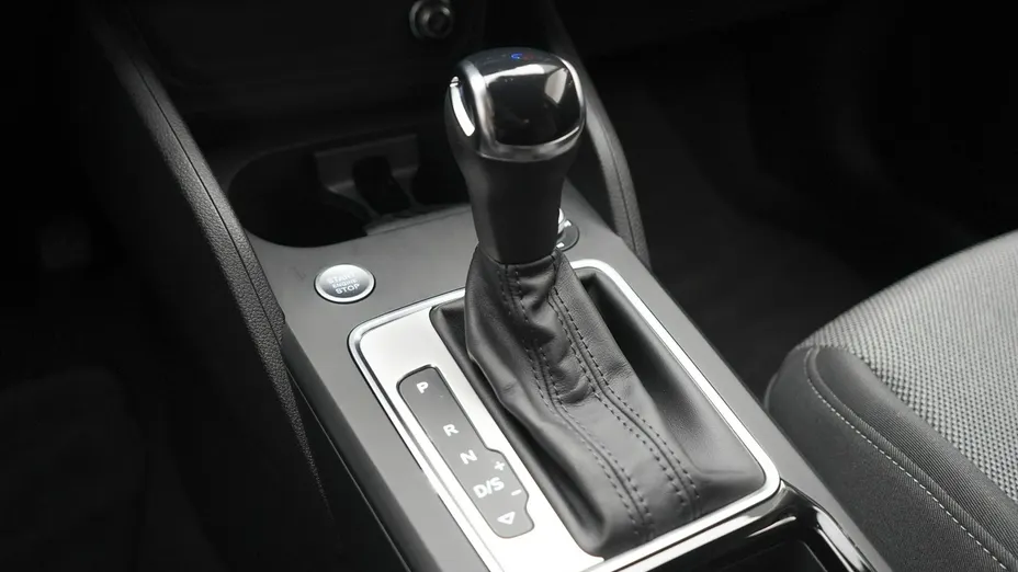 AUDI Q2 -