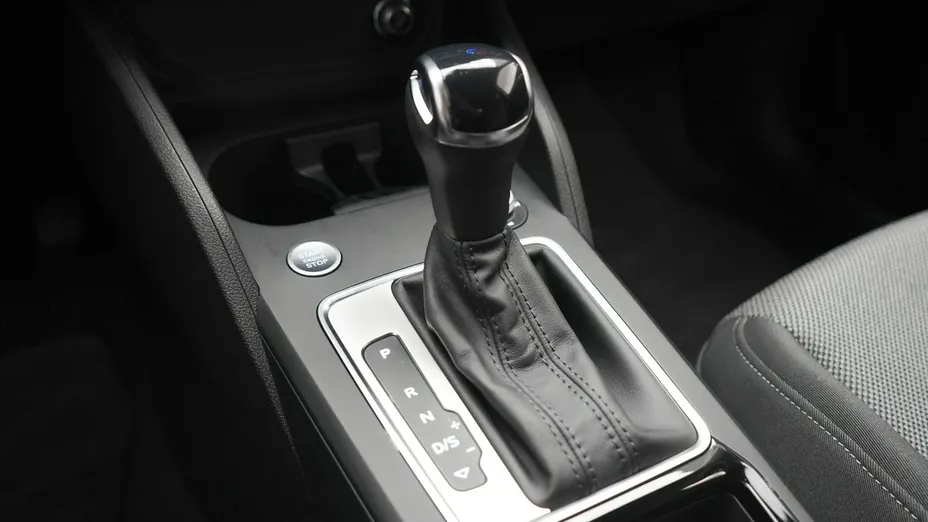 AUDI Q2 -