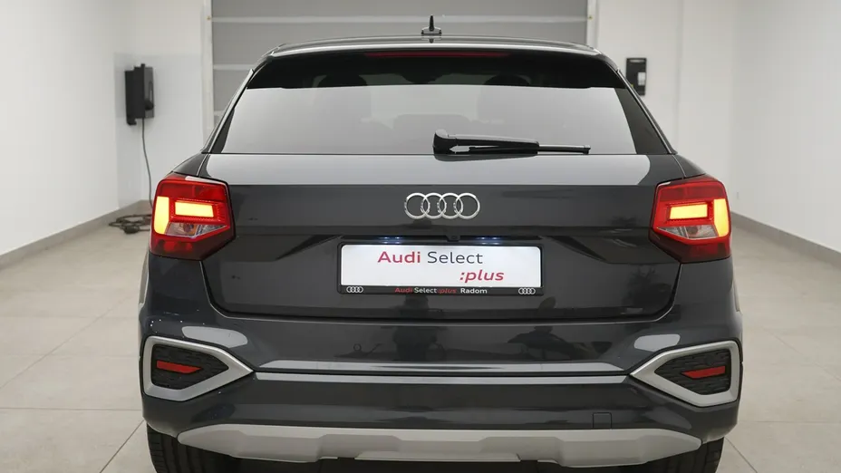 AUDI Q2 -