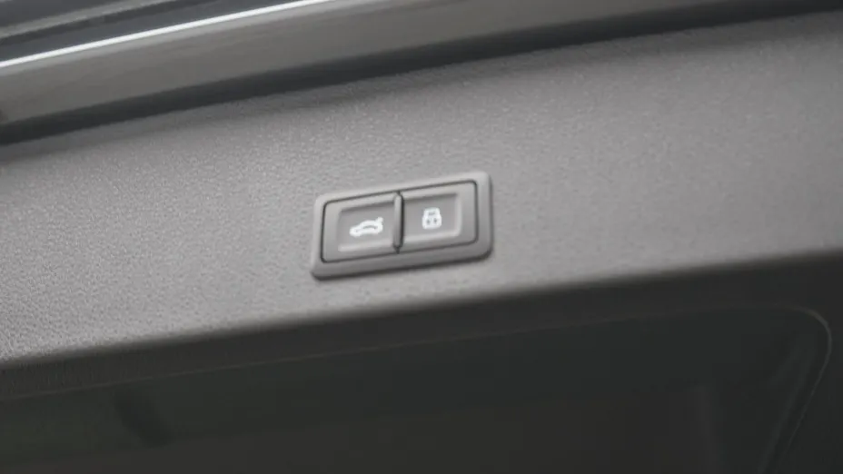 AUDI Q2 -