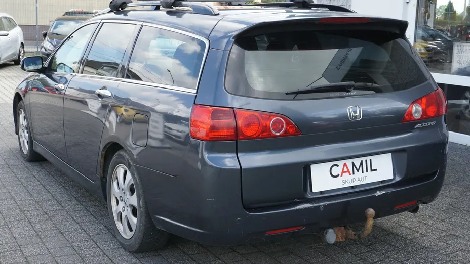 HONDA Accord -