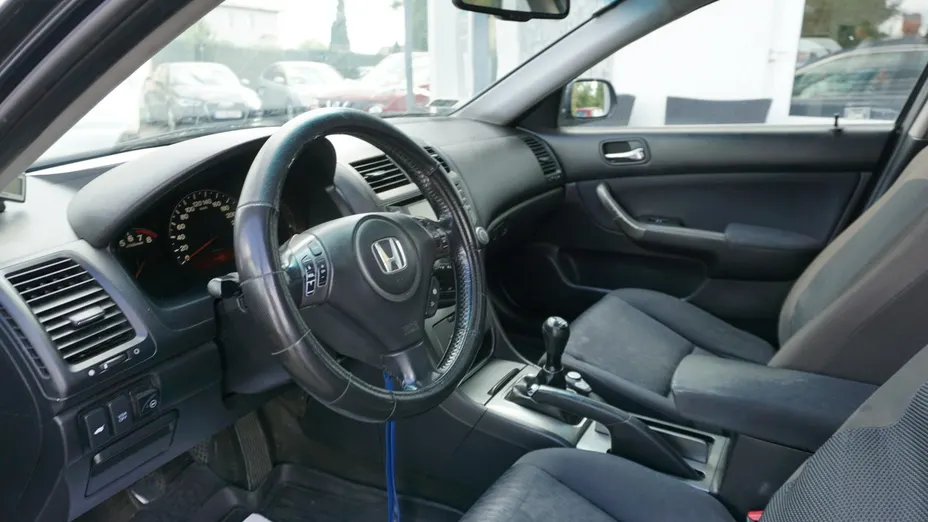 HONDA Accord -