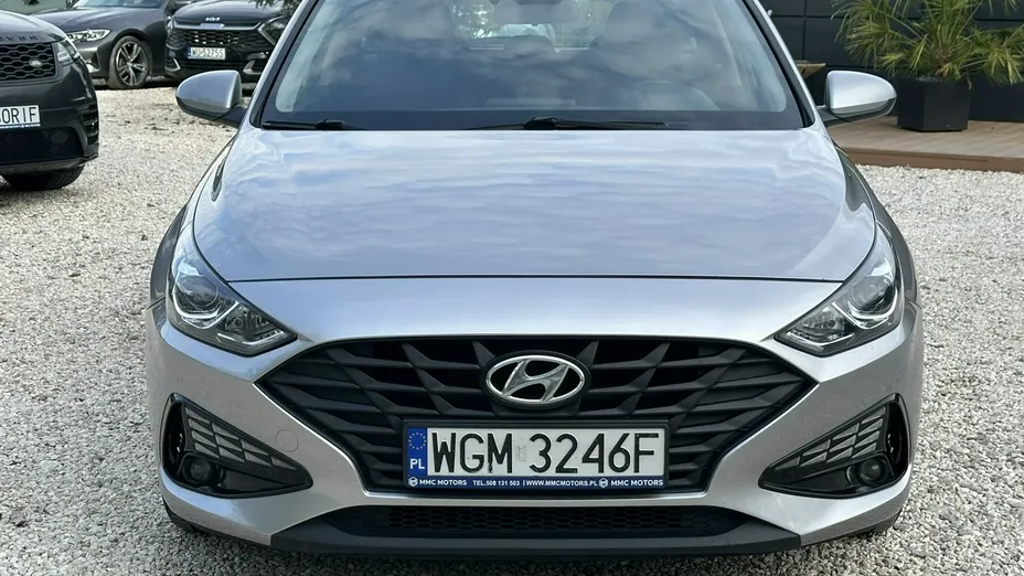 HYUNDAI i30 -