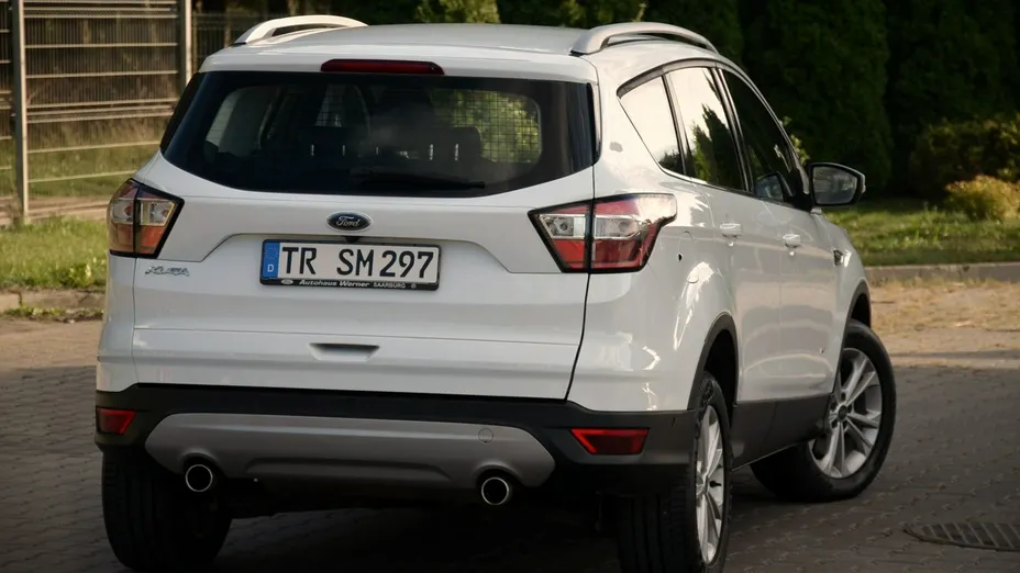 FORD Kuga -