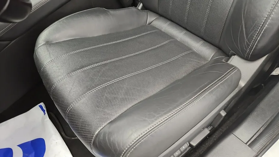 MAZDA 6 -