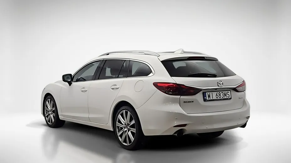 MAZDA 6 -