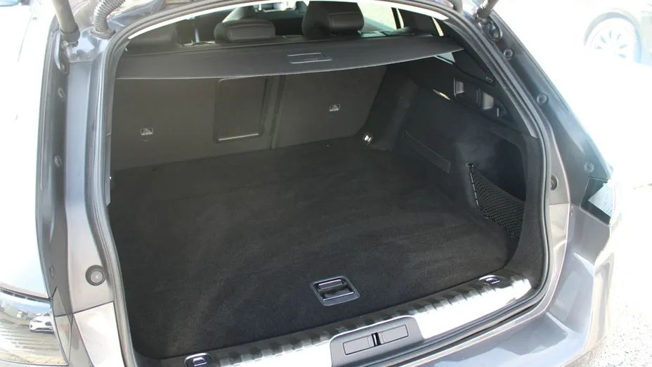 PEUGEOT 508 -