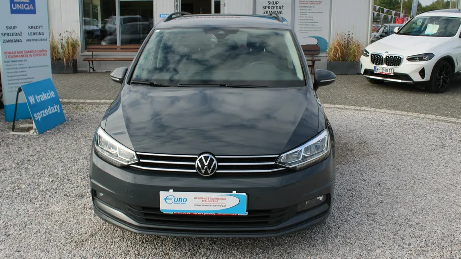 VOLKSWAGEN Touran -
