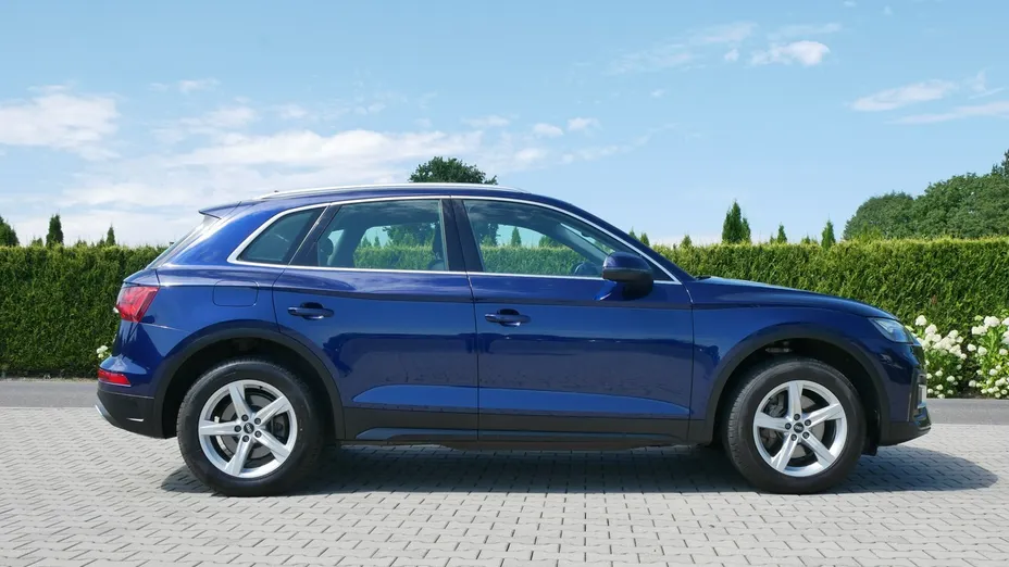 AUDI Q5 -