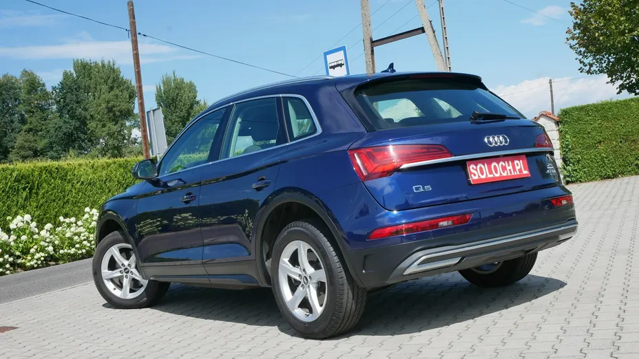 AUDI Q5 -