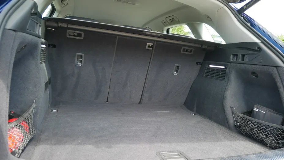 AUDI Q5 -