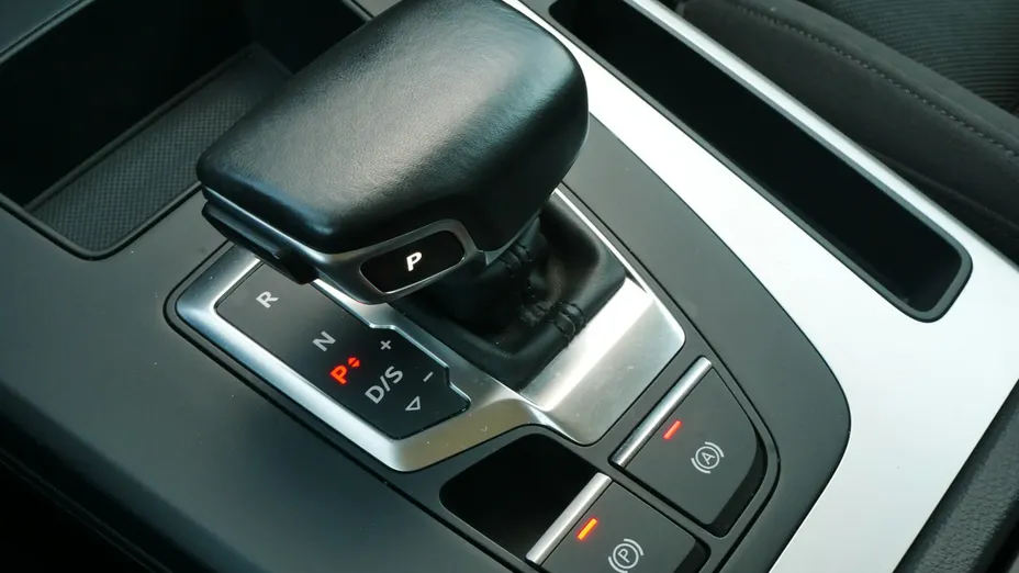 AUDI Q5 -