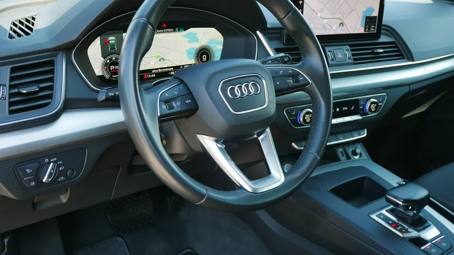 AUDI Q5 -
