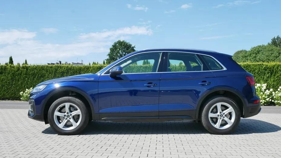 AUDI Q5 -