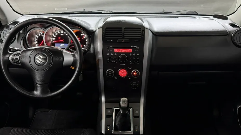 SUZUKI Grand Vitara -