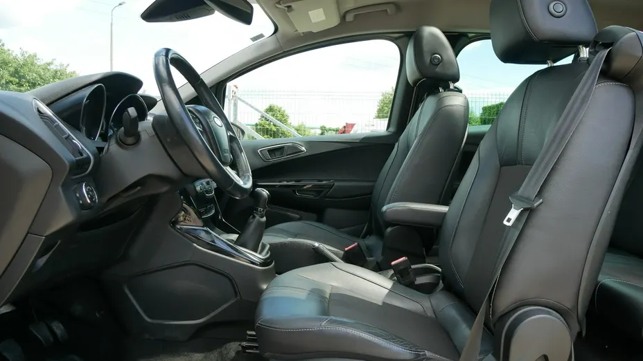 FORD B-MAX -